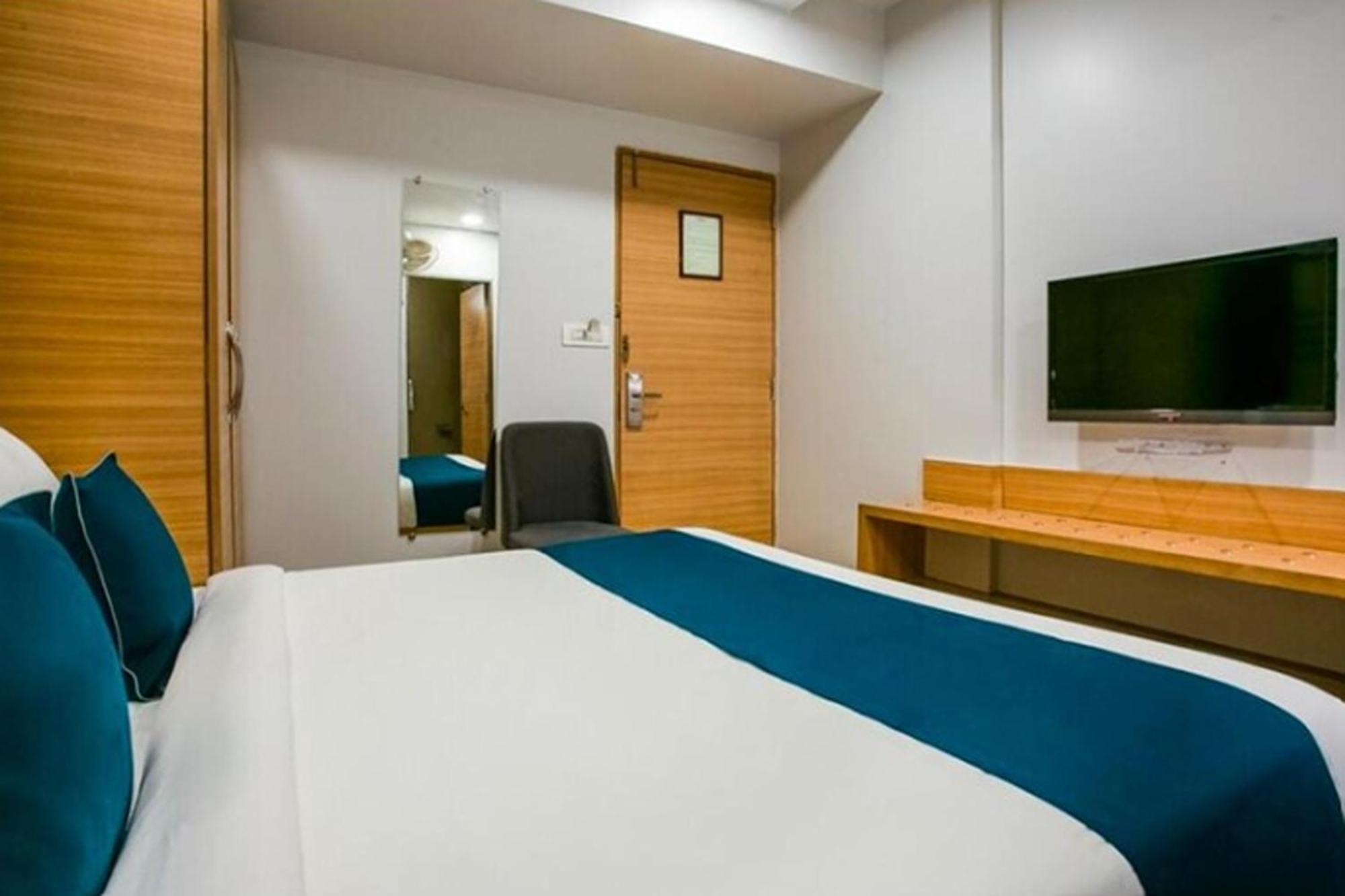 Hotel Concord Galaxy Βομβάη Εξωτερικό φωτογραφία