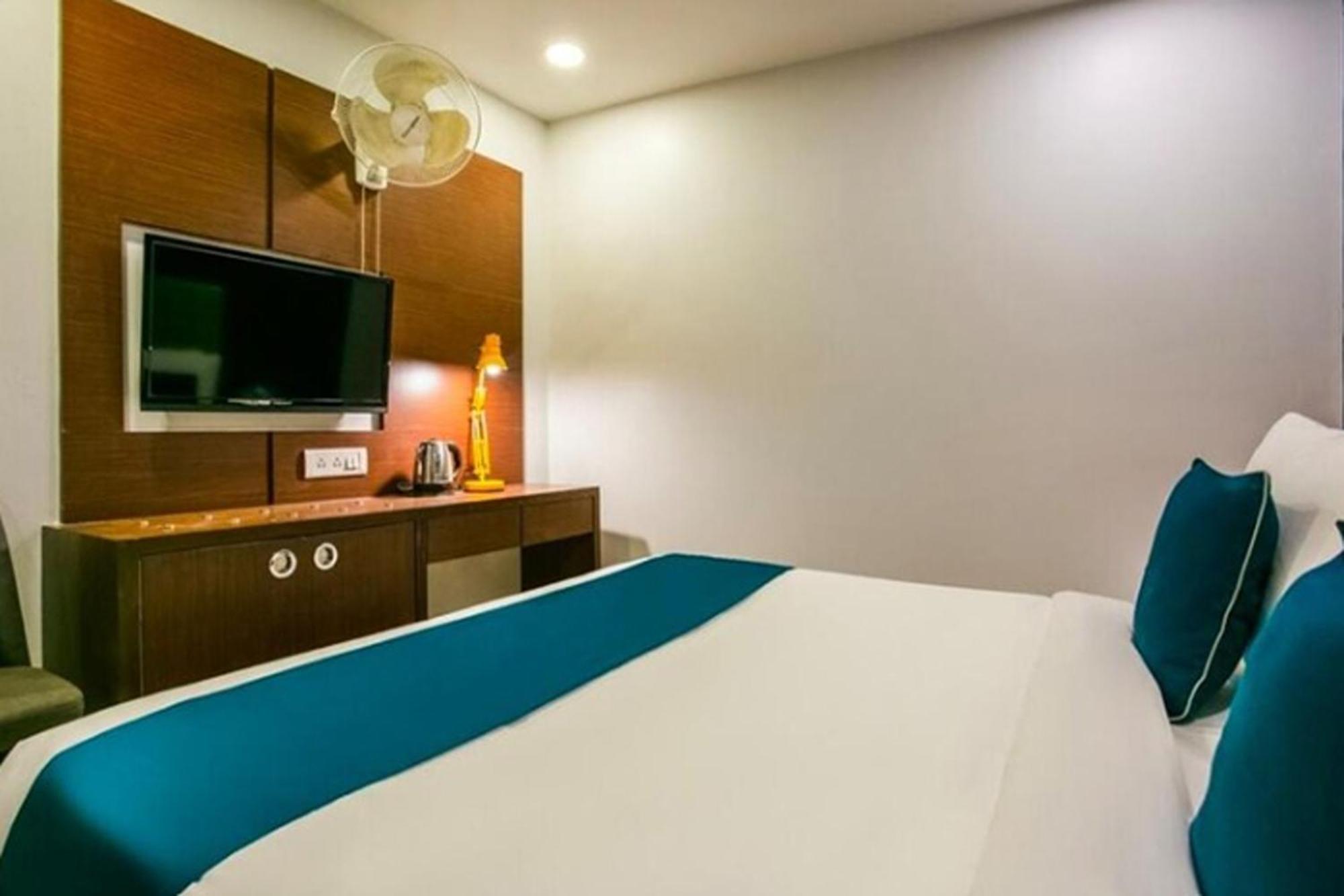 Hotel Concord Galaxy Βομβάη Εξωτερικό φωτογραφία